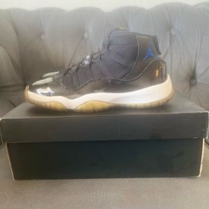 Nike Air Jordan 6 Retro